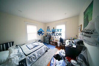 8 Sawyer Ter in Boston, MA - Building Photo - Building Photo