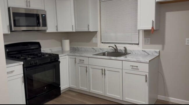 property at 33-37-37 Grant St