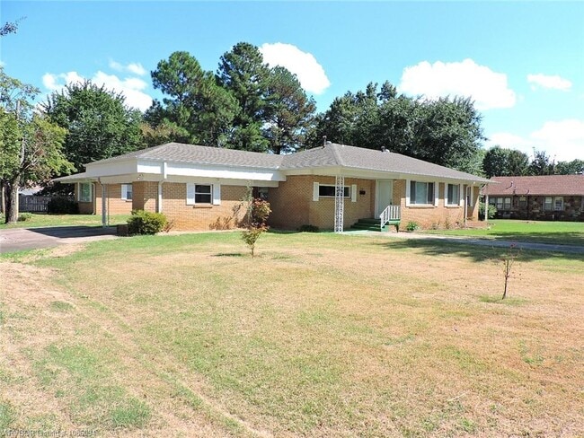 property at 4801 S 28th St