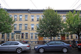 436 Himrod St in Brooklyn, NY - Building Photo