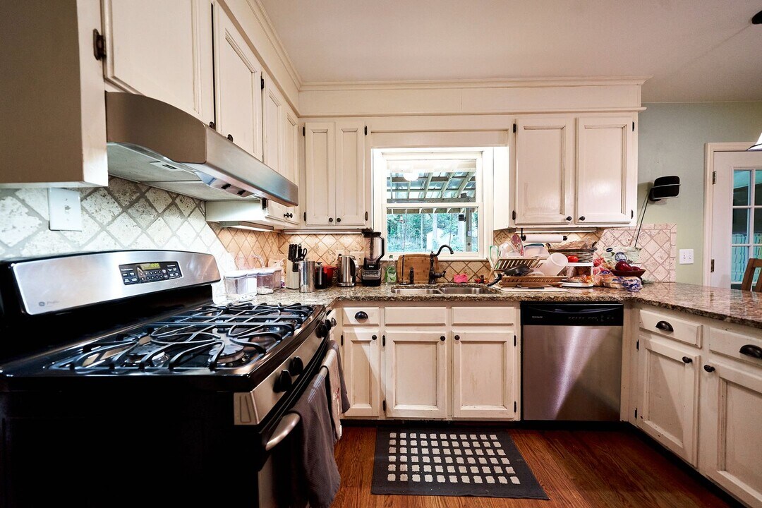 5911 Grosner Pl in Charlotte, NC - Building Photo