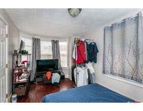 351 Western Ave-Unit -2 in Cambridge, MA - Building Photo - Building Photo