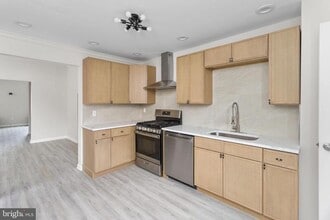 12 6th Ave in Florence, NJ - Building Photo - Building Photo