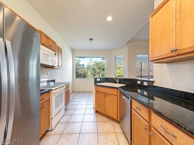 12854 Carrington Cir in Naples, FL - Building Photo - Building Photo