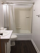 310 Penn Ave, Unit 1 in Salem, OH - Building Photo - Building Photo