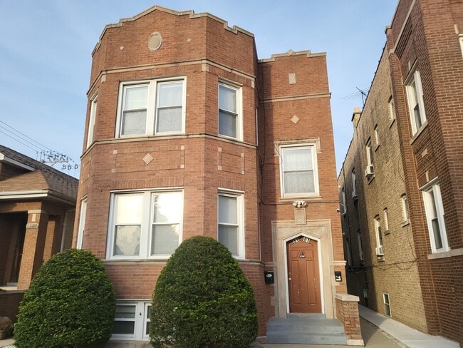 property at 3141 N Luna Ave