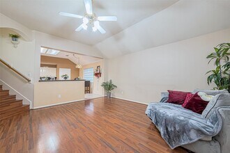 10323 Emerald Pine Dr in Houston, TX - Building Photo - Building Photo