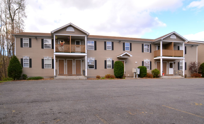 1608 Crane St in Schenectady, NY - Building Photo - Building Photo