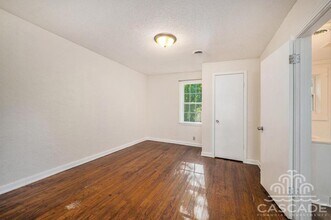 707 N Forest Ave in Independence, MO - Building Photo - Building Photo