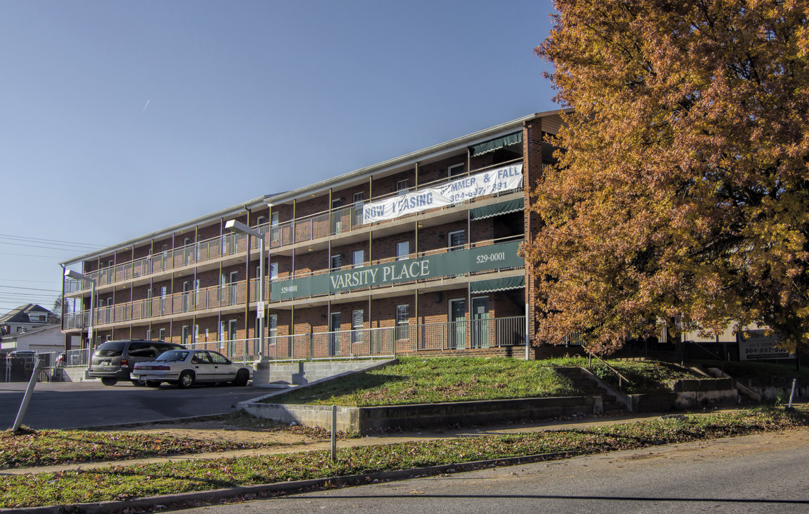 University Suites in Huntington, WV - Building Photo