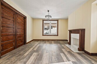 2327 Maple Ave in Pittsburgh, PA - Foto de edificio - Building Photo