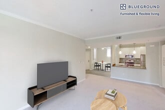 1300 The Alameda, Unit SI FL3-ID11742A in San Jose, CA - Foto de edificio - Building Photo