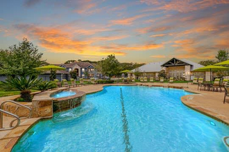 Residence at Lake Jackson Apartments in Lake Jackson, TX - Building Photo - Building Photo