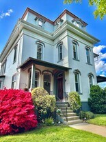 449 Chestnut St in Emmaus, PA - Building Photo