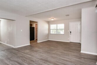 2409 Straker Ct in Orlando, FL - Building Photo - Building Photo