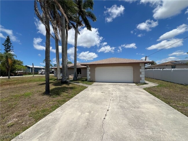 property at 8109 Sanibel Blvd