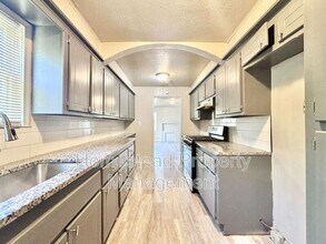 1200 SW 28th St in Oklahoma City, OK - Building Photo - Building Photo