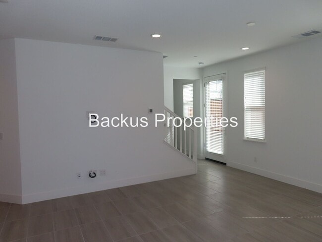 2786 Telegraph Blvd in Marina, CA - Building Photo - Building Photo