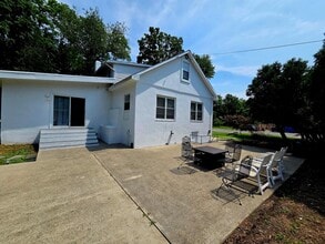 16 Ernest Ln in Mahopac, NY - Building Photo - Building Photo