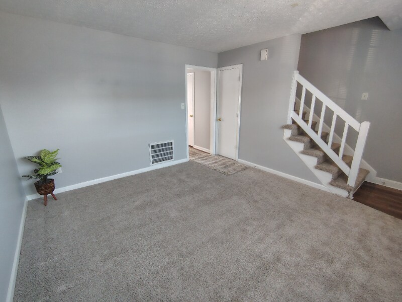 54 Ferguson Dr in Lynchburg, VA - Building Photo