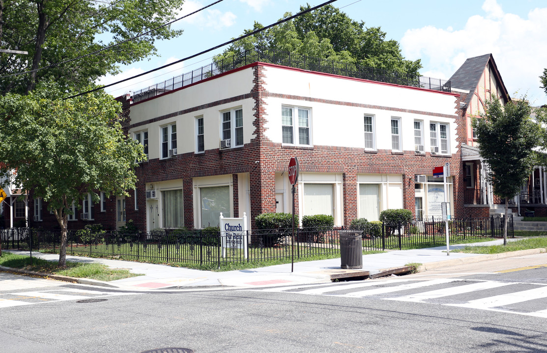 1801 Otis St NE in Washington, DC - Foto de edificio