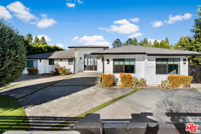 13339 Margate St in Los Angeles, CA - Building Photo - Building Photo