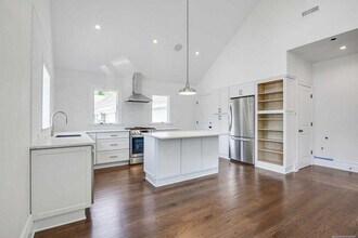 26 Bogert St in Closter, NJ - Building Photo - Building Photo