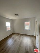 103 S Guadalupe Ave in Redondo Beach, CA - Building Photo - Building Photo