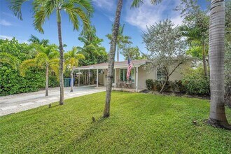 5300 NE 3rd Ave in Fort Lauderdale, FL - Building Photo - Building Photo