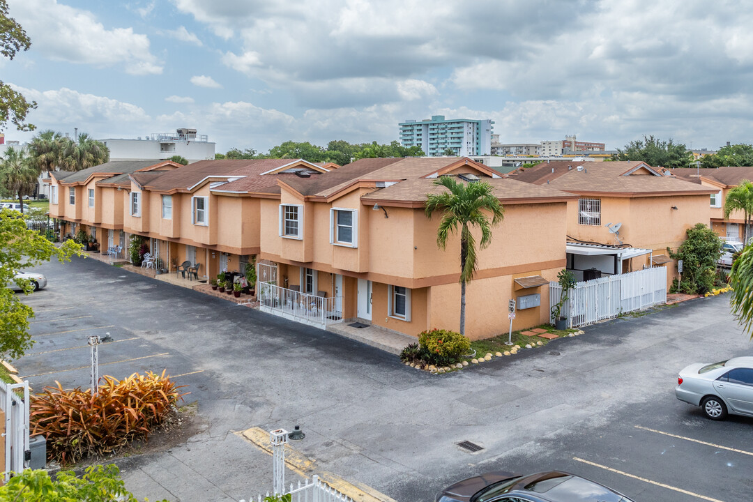 Matanzas Condominium in Hialeah, FL - Building Photo