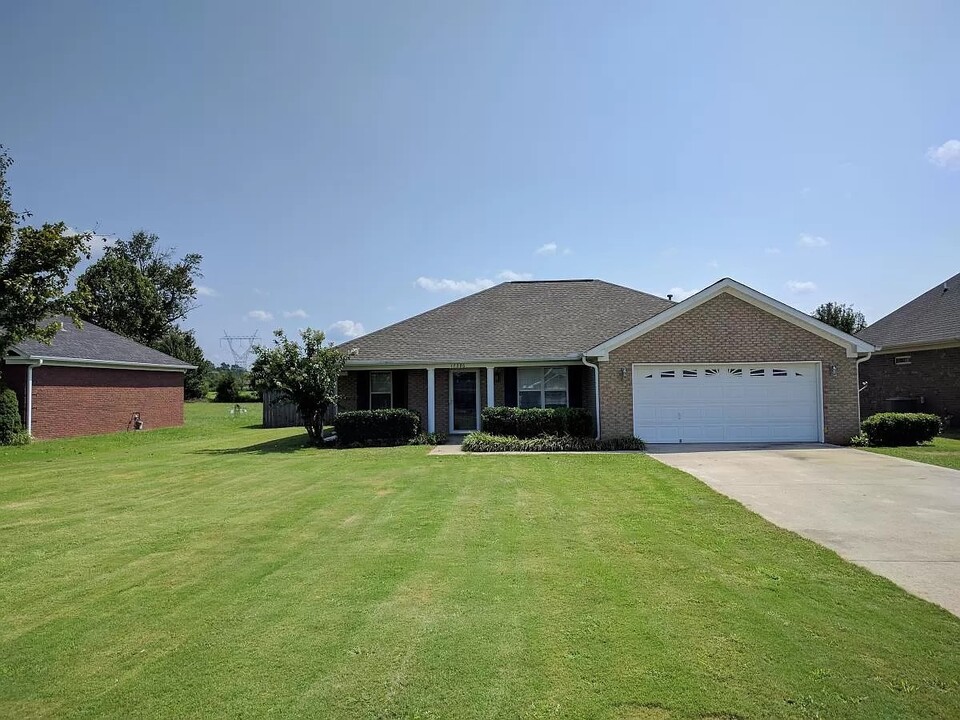 17396 Jameson Dr in Harvest, AL - Building Photo