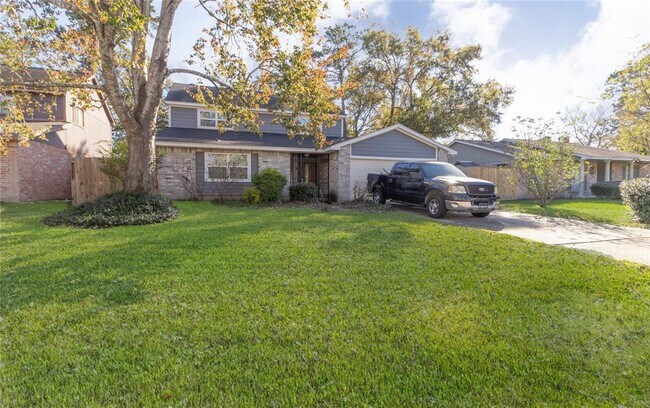 4406 Rosegate Dr