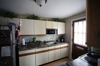 220 Madison St in Chelsea, MI - Building Photo - Building Photo