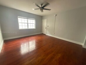1035 Pennsylvania Ave in Miami Beach, FL - Building Photo - Building Photo