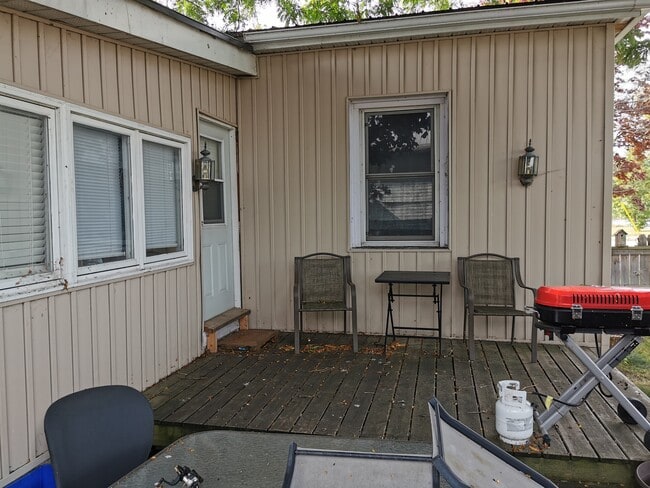 property at 143 Ontario St