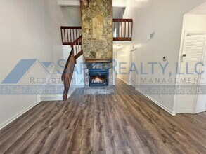 5802 Trent Walk Dr in Stonecrest, GA - Building Photo - Building Photo