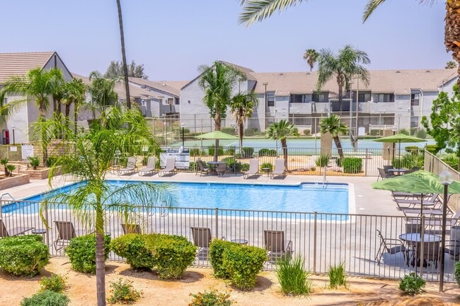 Palm Court Apartment Homes