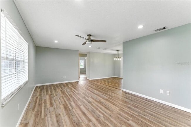 3223 Buckland St in Deltona, FL - Building Photo - Building Photo