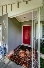 1310 Robin Hood Ln in Dunedin, FL - Building Photo - Building Photo