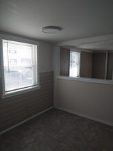 7 Mitchell Pl in Laconia, NH - Foto de edificio - Building Photo