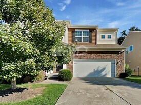 1104 Wainscott Dr in Waxhaw, NC - Building Photo