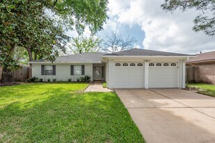 730 Seamaster Dr in Houston, TX - Building Photo