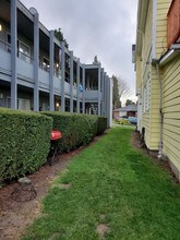 North Bay Villa in Tacoma, WA - Foto de edificio - Building Photo