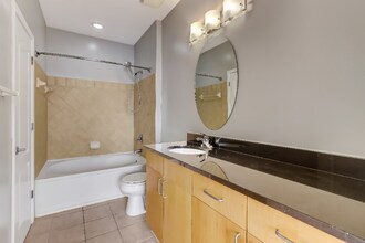 435 Highland Ave NE, Unit 1121 in Atlanta, GA - Building Photo - Building Photo