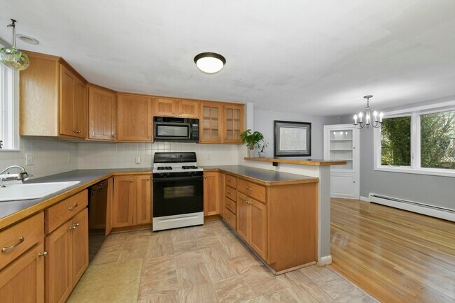 5 Clarken Ct in Boston, MA - Building Photo - Building Photo
