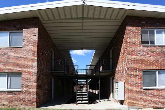 Park Ridge in Ferguson, MO - Foto de edificio - Building Photo