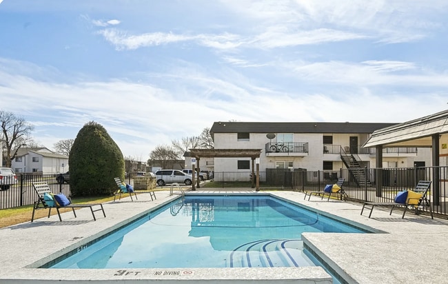 Rock Island Apartments in Irving, TX - Building Photo - Building Photo