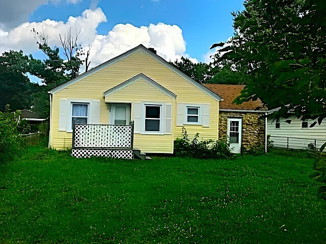 property at 4025 N Kitley Ave