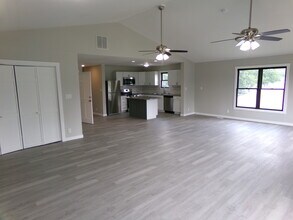 225 N Doris St in Wichita, KS - Building Photo - Building Photo