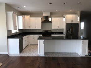 3979 Crestview St in Wenatchee, WA - Building Photo - Building Photo